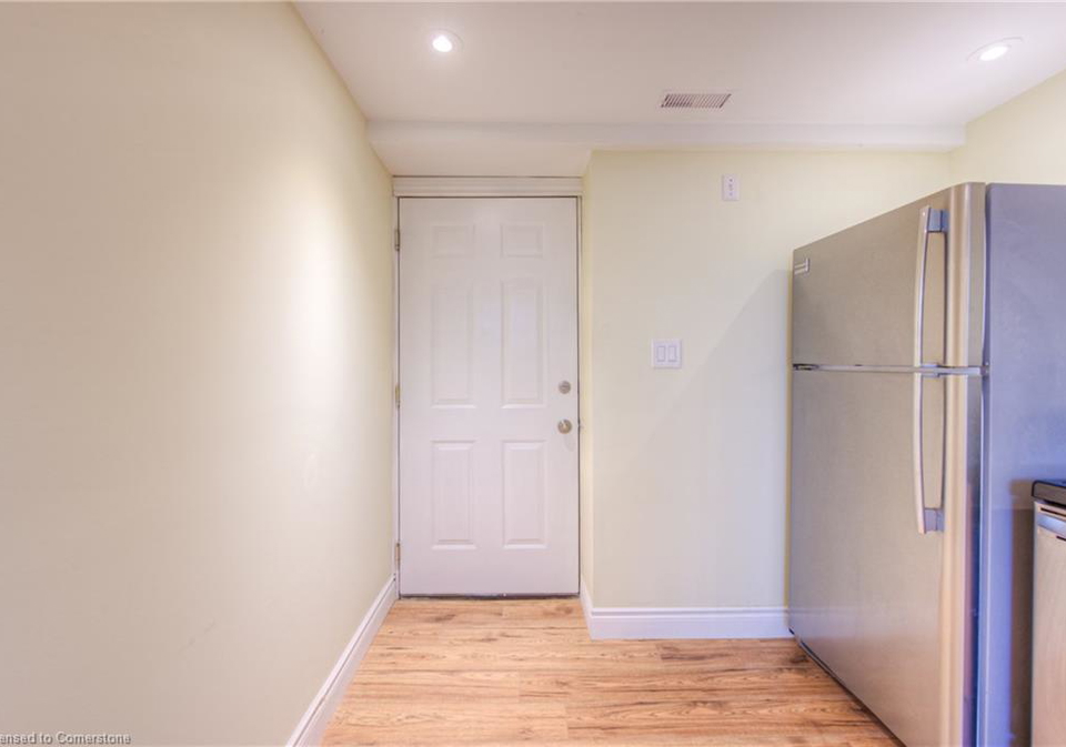 basement-110-white-swan-road-brantford-ontario-40756517