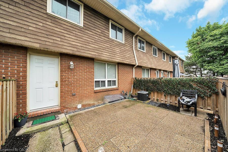 1015-upper-gage-avenue-hamilton-ontario-40756643