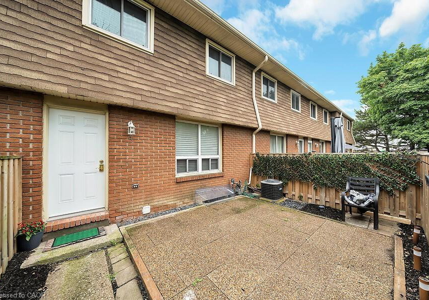 1015-upper-gage-avenue-hamilton-ontario-40756643
