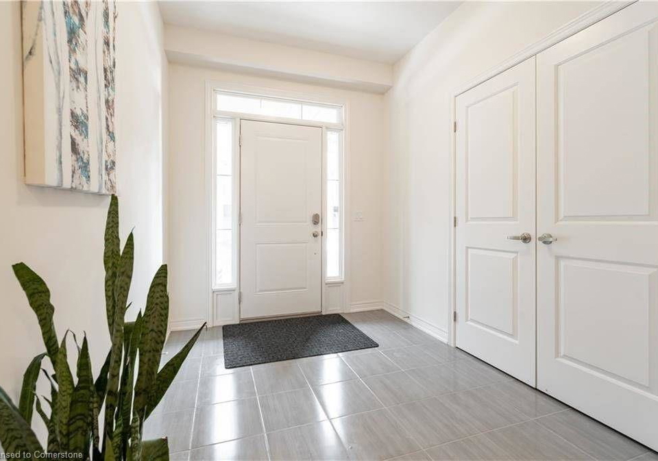 9-ridgeside-lane-hamilton-ontario-40756760