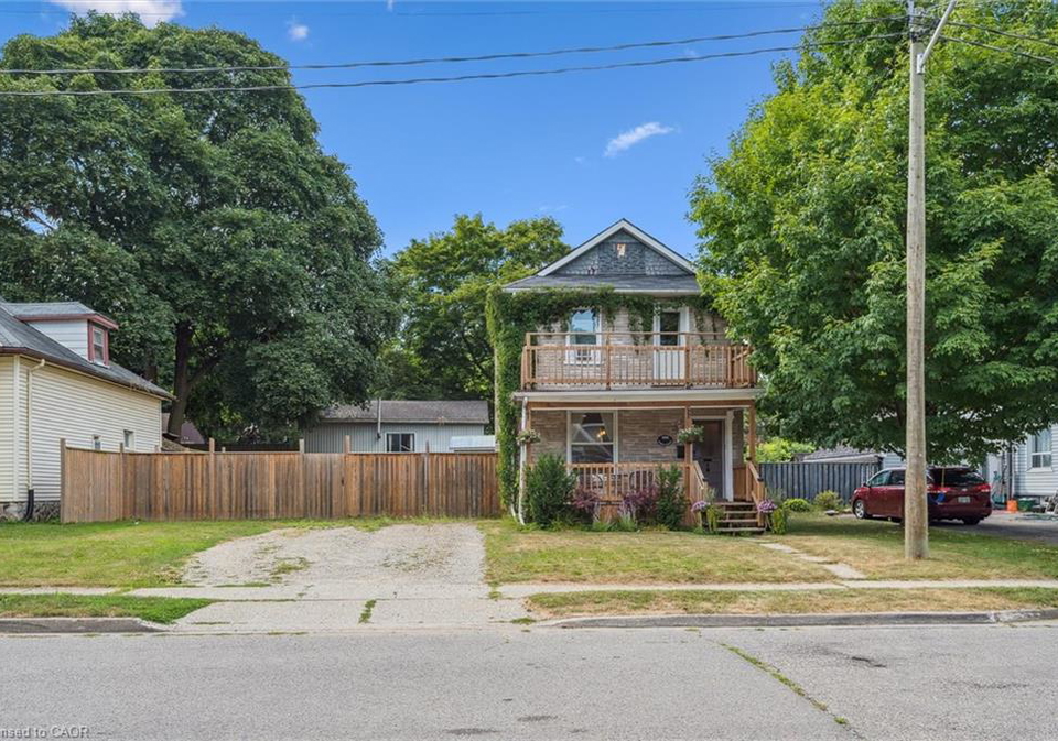 100-barrie-street-cambridge-ontario-40756809