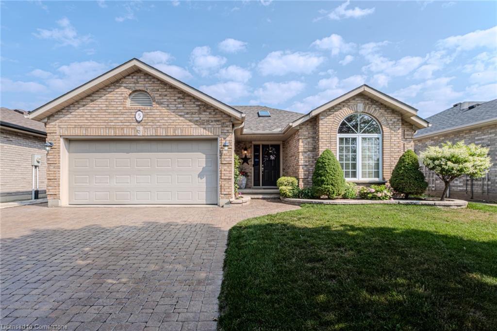 5-johnson-crescent-simcoe-ontario-40757013