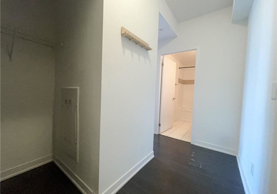 85-duke-street-w-kitchener-ontario-40757048