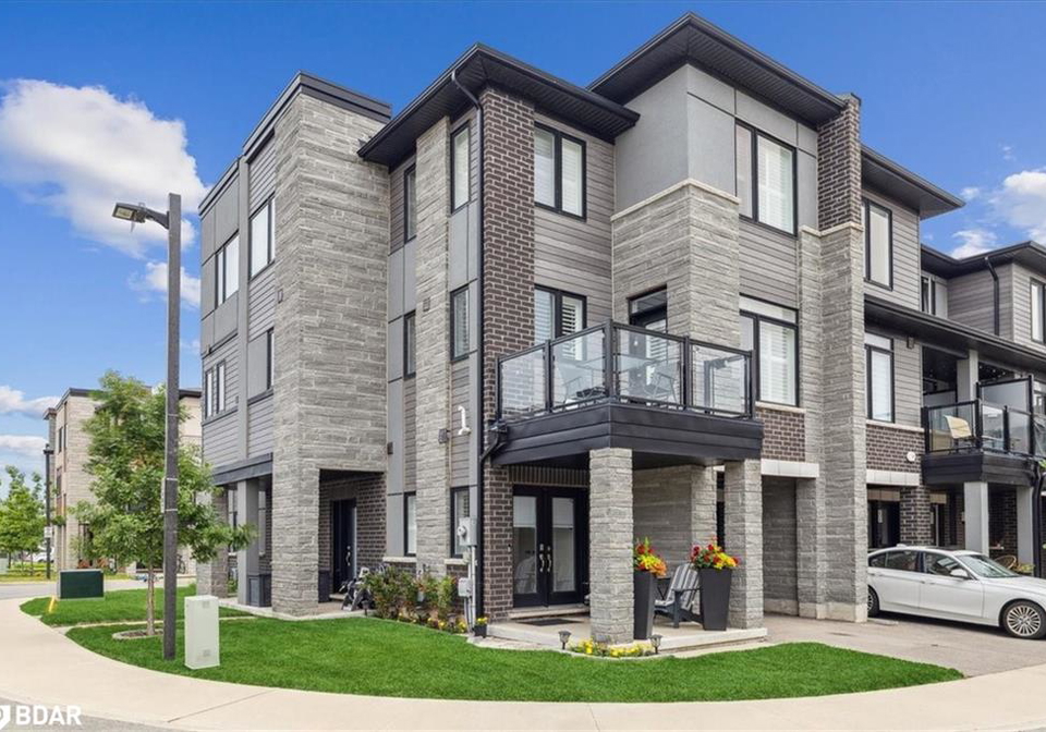 590-north-service-road-stoney-creek-ontario-40757052