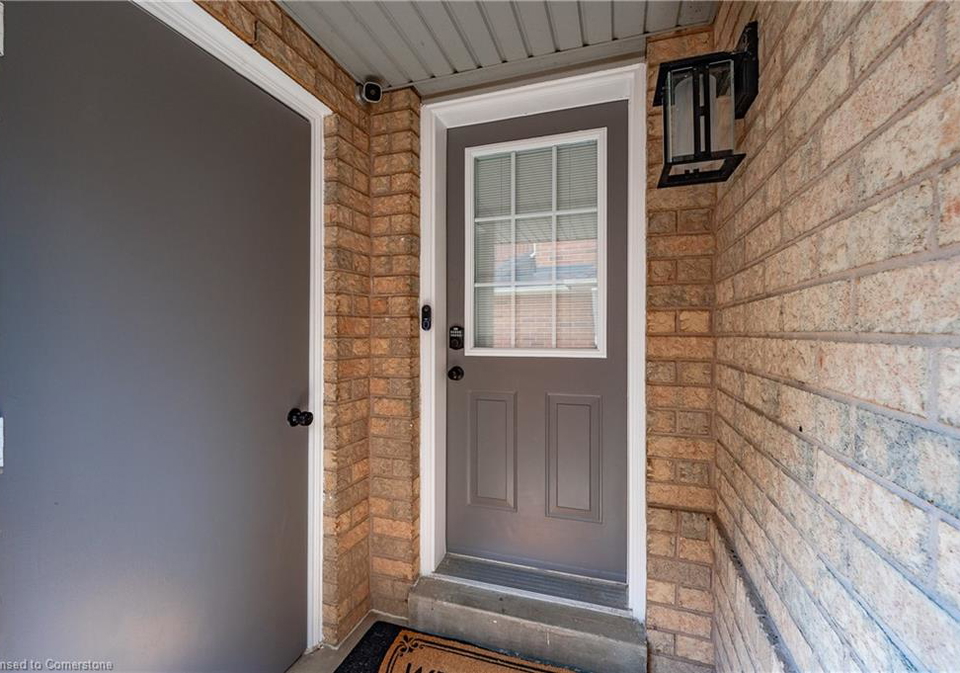 146-rockhaven-lane-waterdown-ontario-40757054