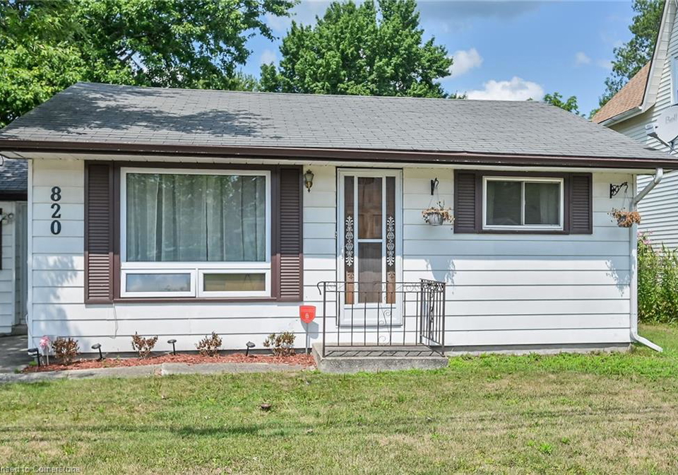 820-pine-street-dunnville-ontario-40757156