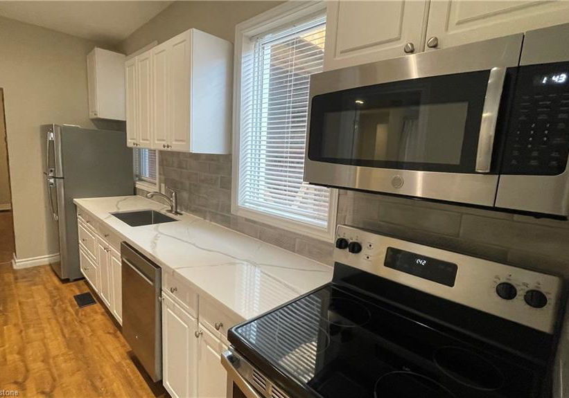 141-wellington-street-n-hamilton-ontario-40757222
