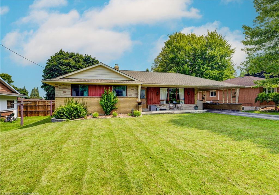 324-egremont-street-n-mount-forest-ontario-40757271