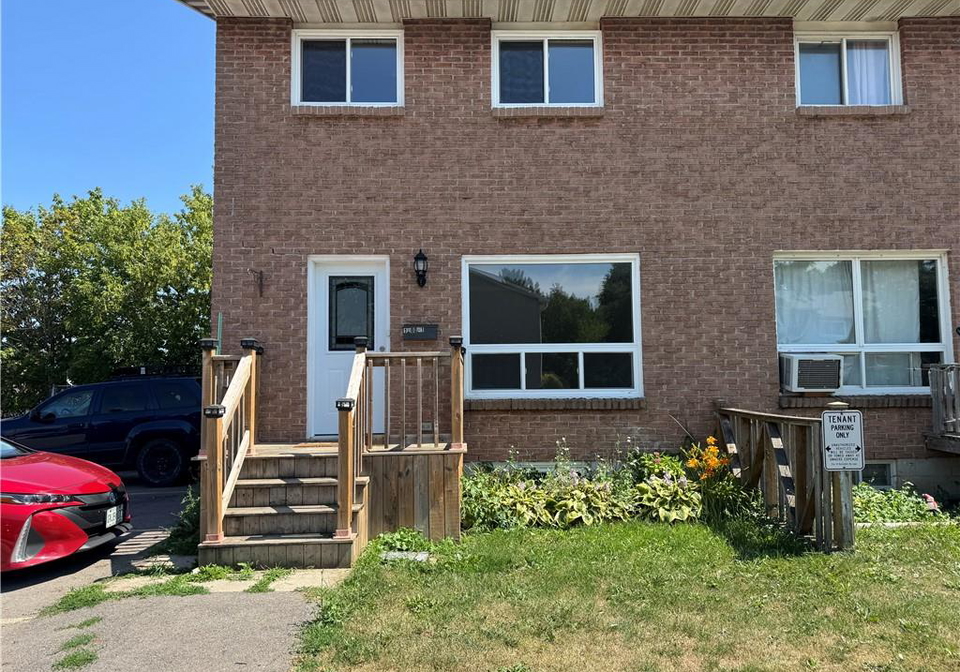 1200-guelph-line-burlington-ontario-40757322