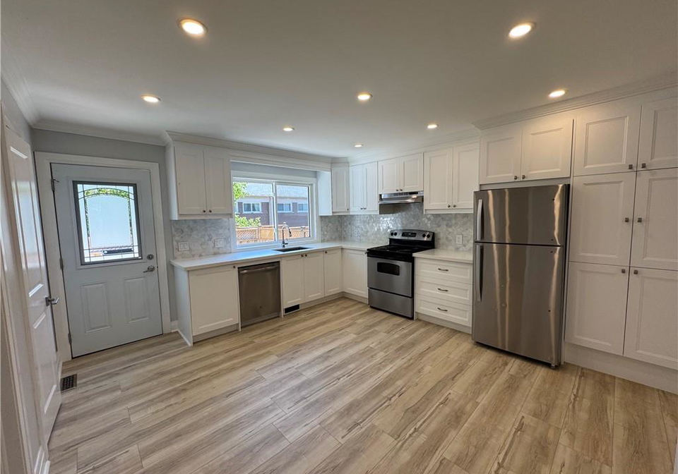 1200-guelph-line-burlington-ontario-40757322