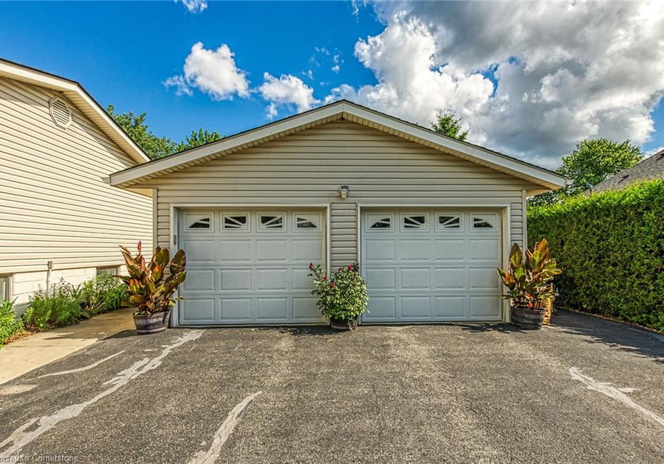 3-short-street-stoney-creek-ontario-40757343