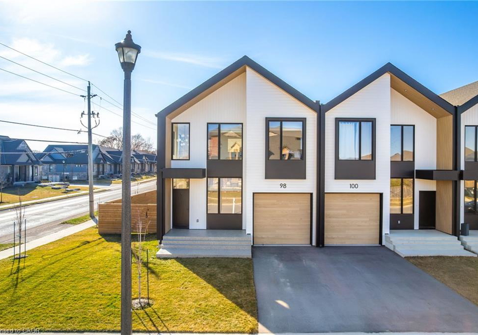 98-lametti-drive-fonthill-ontario-40757439