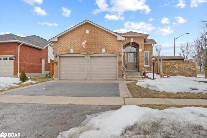 16-goodwin-avenue-bowmanville-ontario-40757608