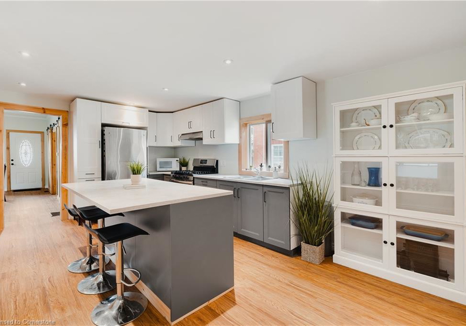275-clayton-street-e-listowel-ontario-40757782
