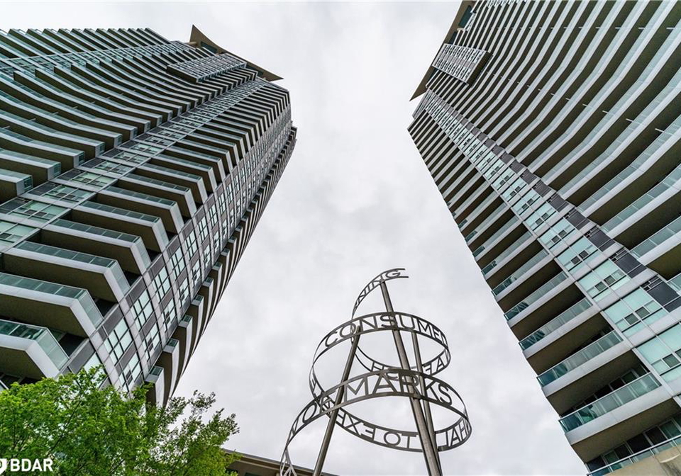 1-elm-drive-w-mississauga-ontario-40757926