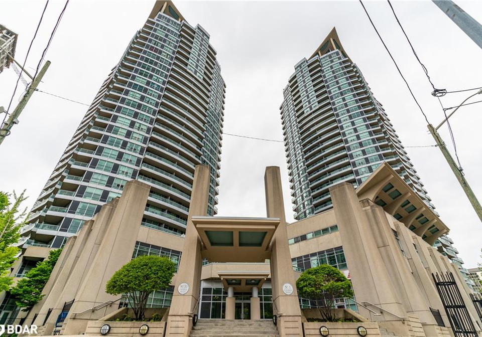 1-elm-drive-w-mississauga-ontario-40757926