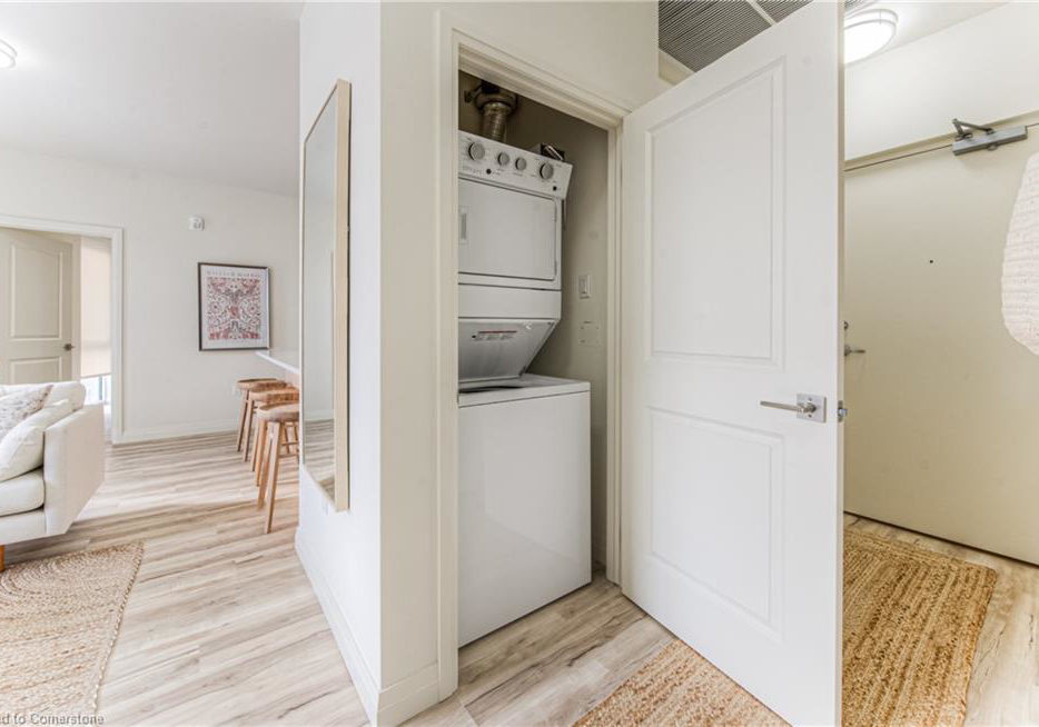 301-westmount-road-w-kitchener-ontario-40758024