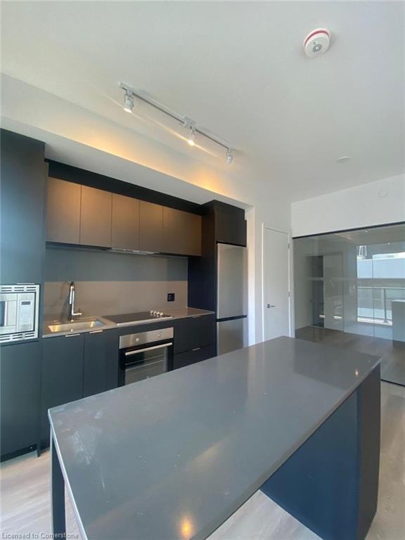1-jarvis-street-hamilton-ontario-40758082