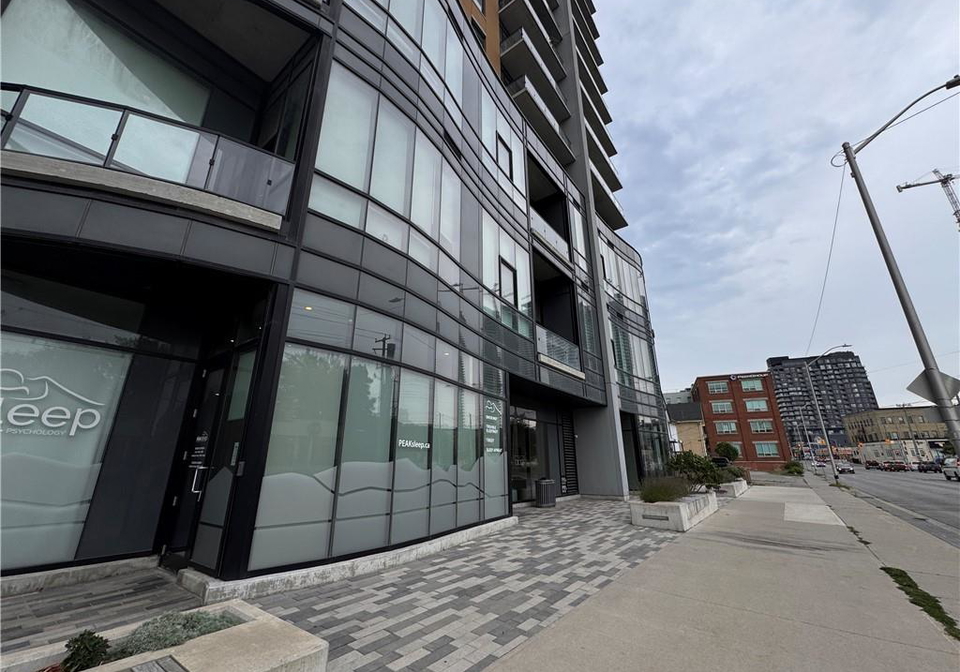 100-garment-street-kitchener-ontario-40758138