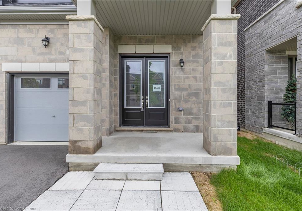 12-sassafras-road-midhurst-ontario-40758165