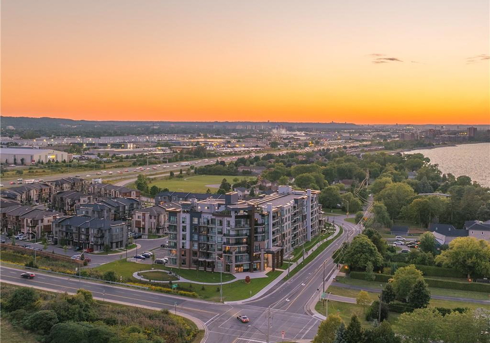 600-north-service-road-stoney-creek-ontario-40758173