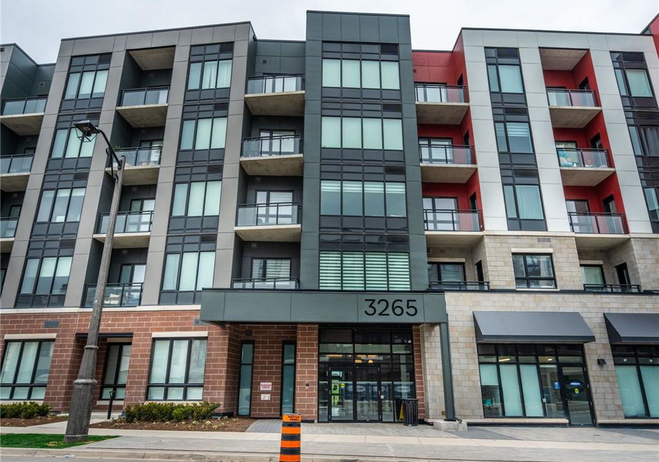 3265-carding-mill-drive-oakville-ontario-40758212