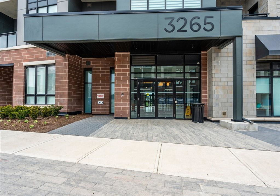 3265-carding-mill-drive-oakville-ontario-40758212