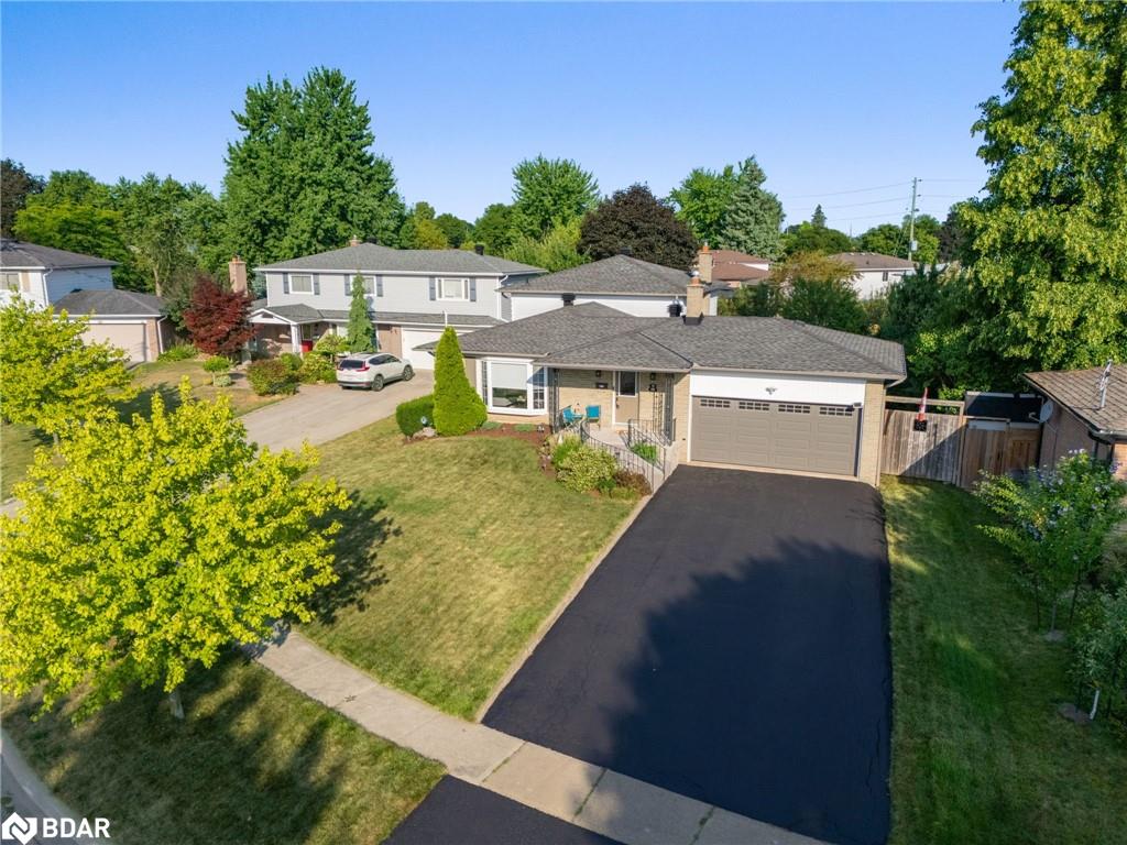 8-lucinda-place-georgetown-ontario-40758216