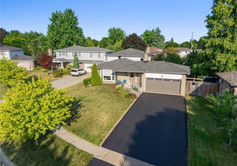 8-lucinda-place-georgetown-ontario-40758216