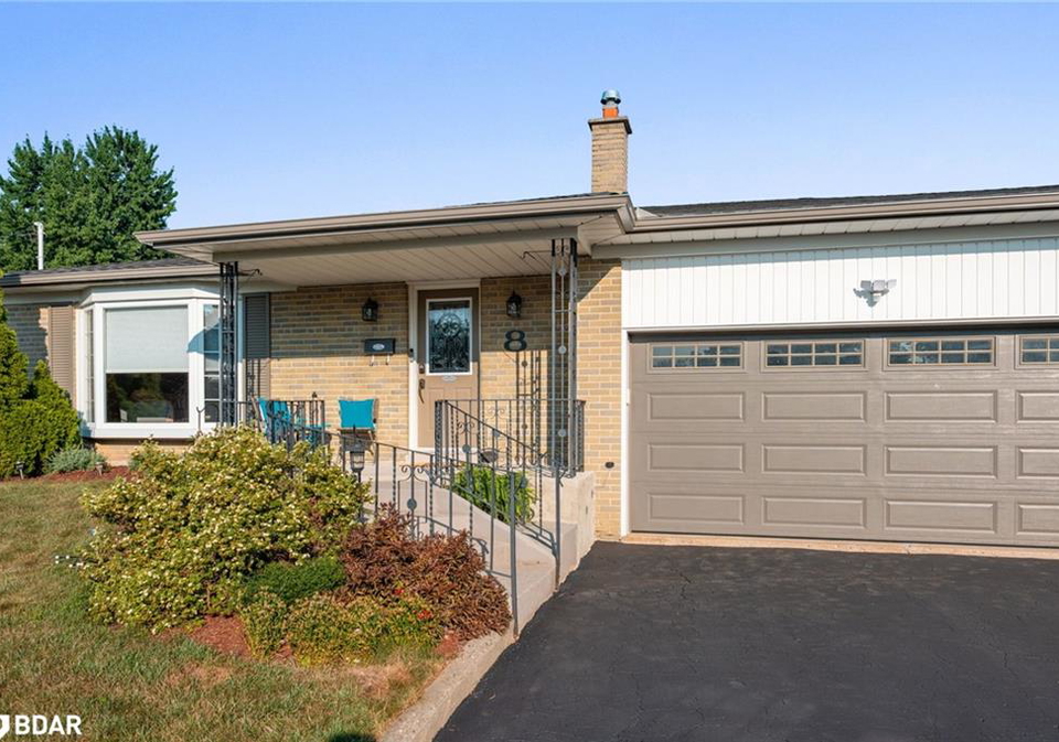 8-lucinda-place-georgetown-ontario-40758216