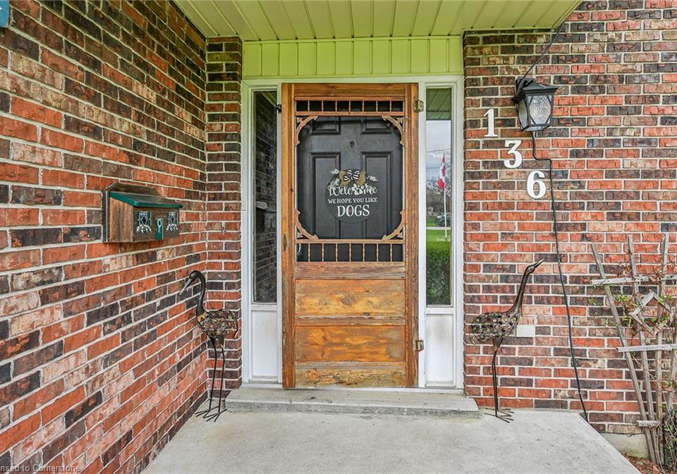 136-secord-street-dunnville-ontario-40758219