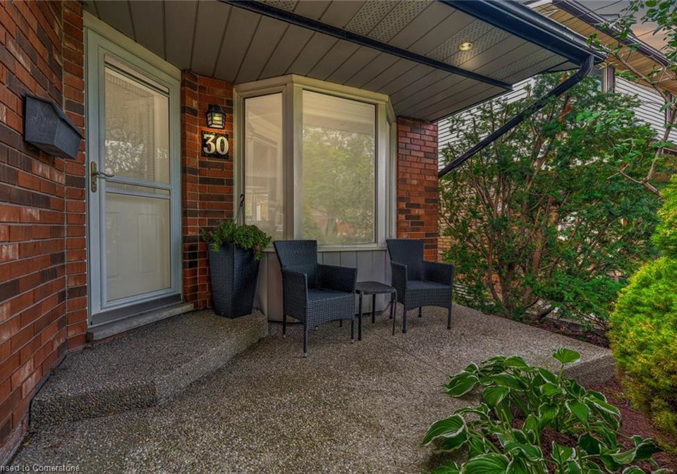 30-rosewell-street-hamilton-ontario-40758359