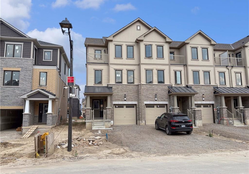 32-hine-road-brantford-ontario-40758378