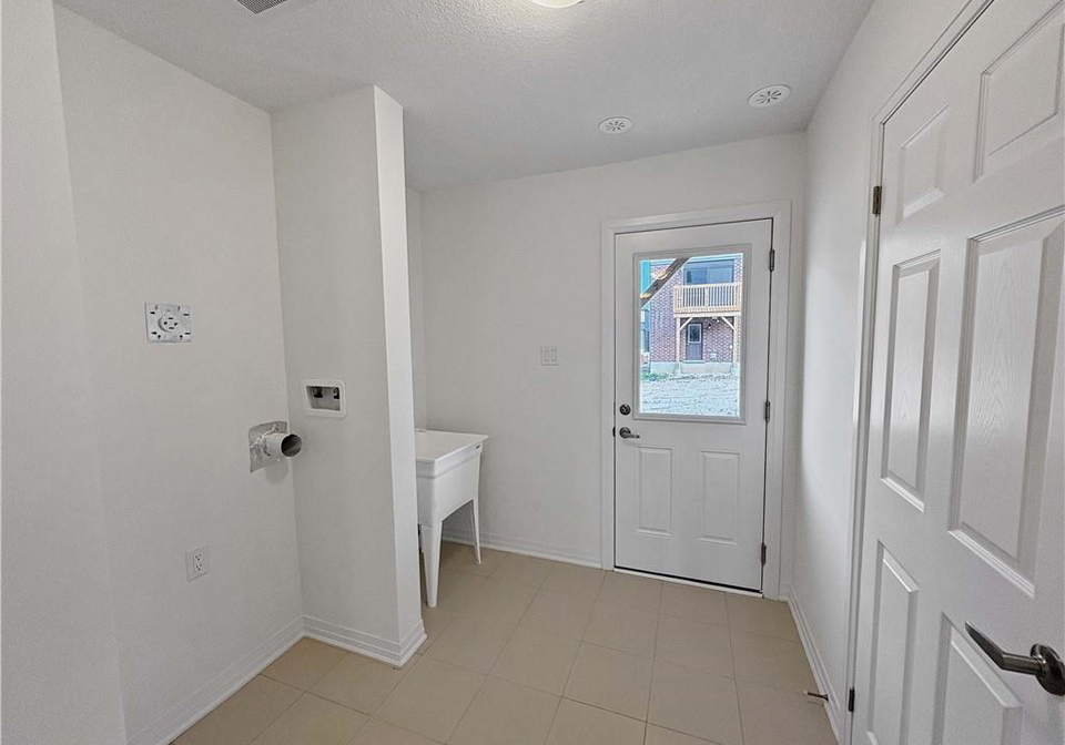 32-hine-road-brantford-ontario-40758378