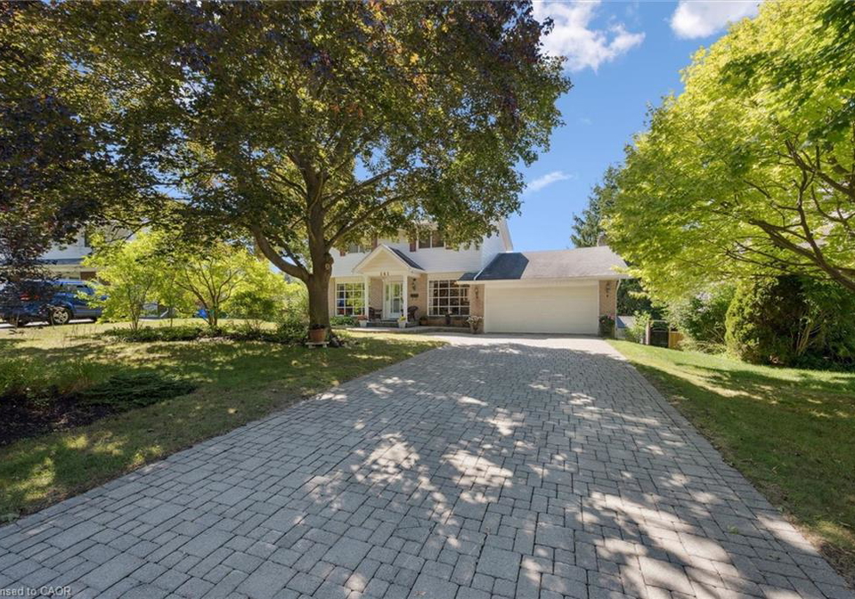 141-weston-place-waterloo-ontario-40758429