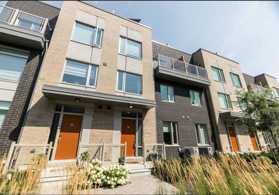 22-applewood-lane-toronto-ontario-40758459