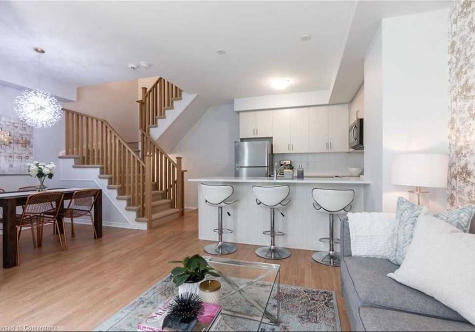 22-applewood-lane-toronto-ontario-40758459