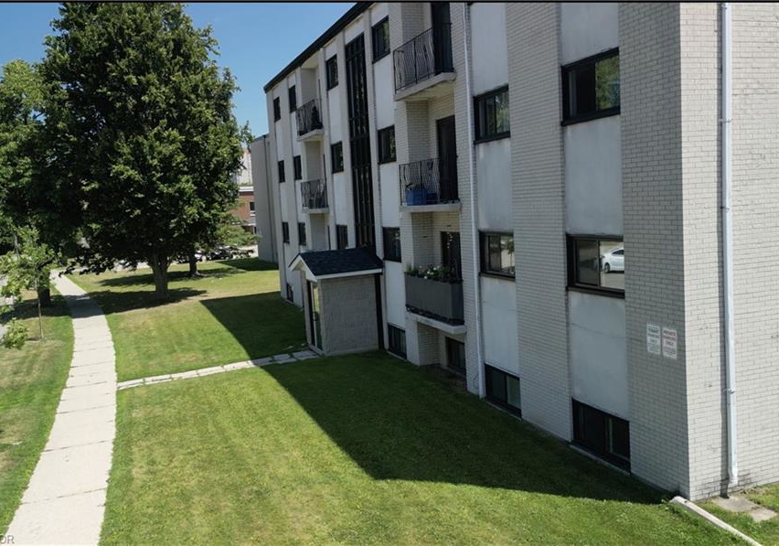 21-balfour-crescent-waterloo-ontario-40758486