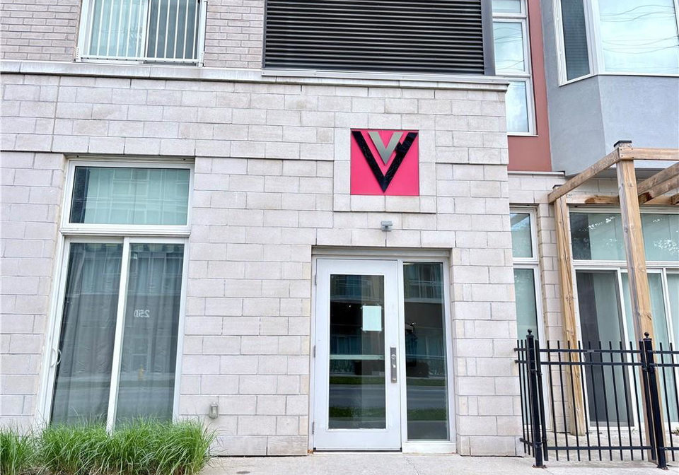 253-albert-street-waterloo-ontario-40758517