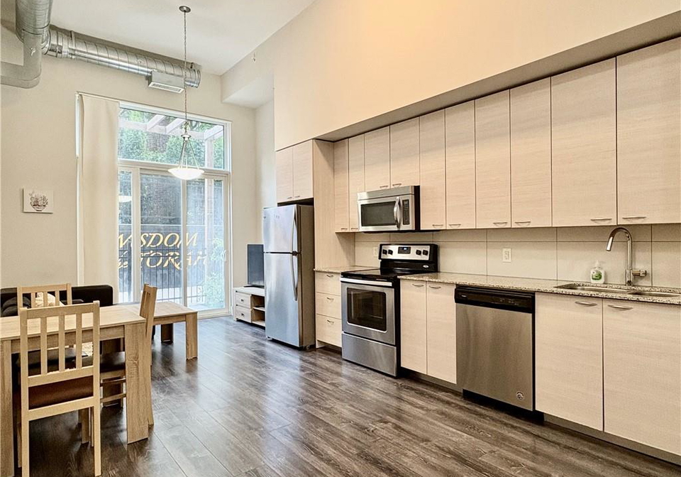 253-albert-street-waterloo-ontario-40758517