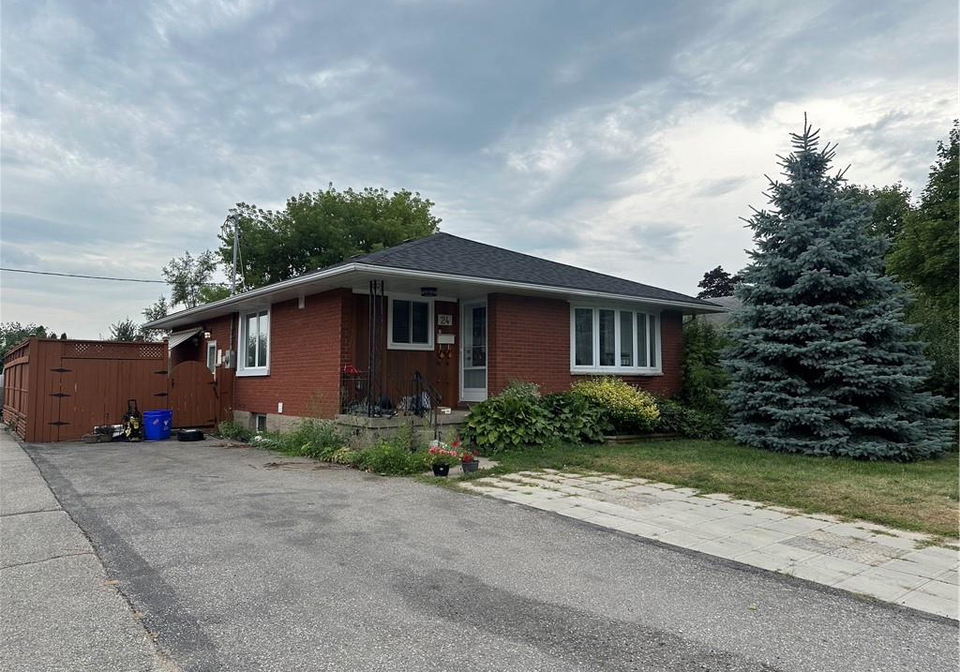 24-munch-avenue-cambridge-ontario-40758522
