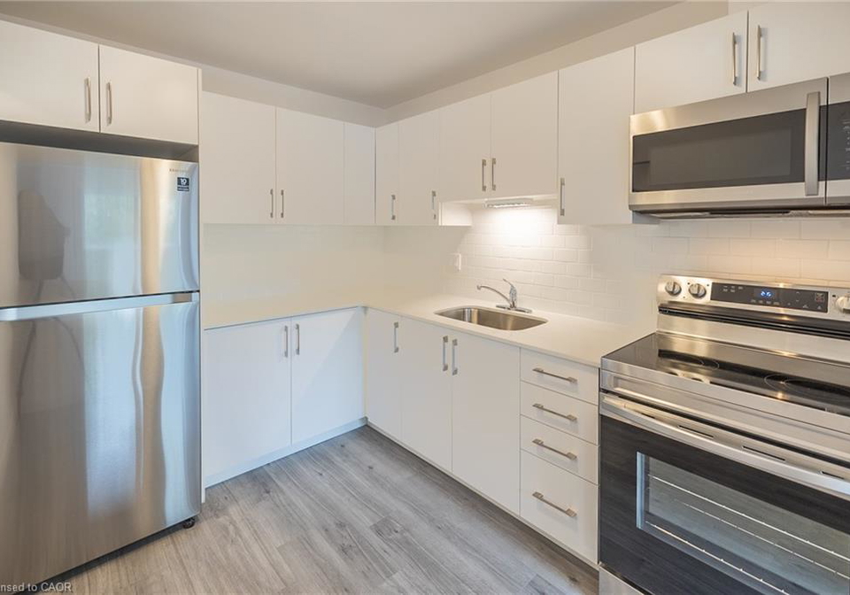 141-kipling-avenue-kitchener-ontario-40758535