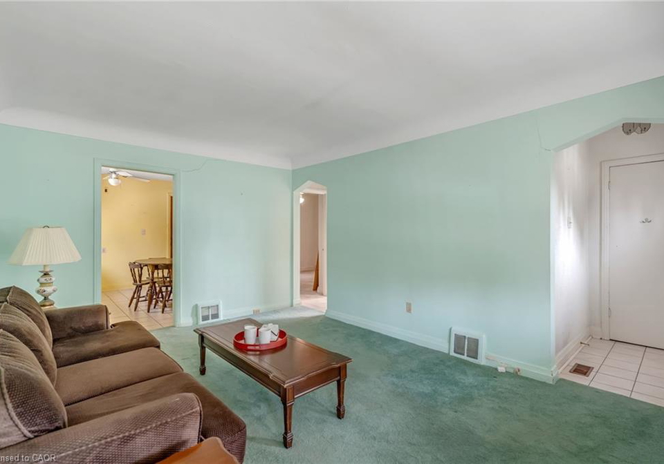 113-east-38th-street-hamilton-ontario-40758539