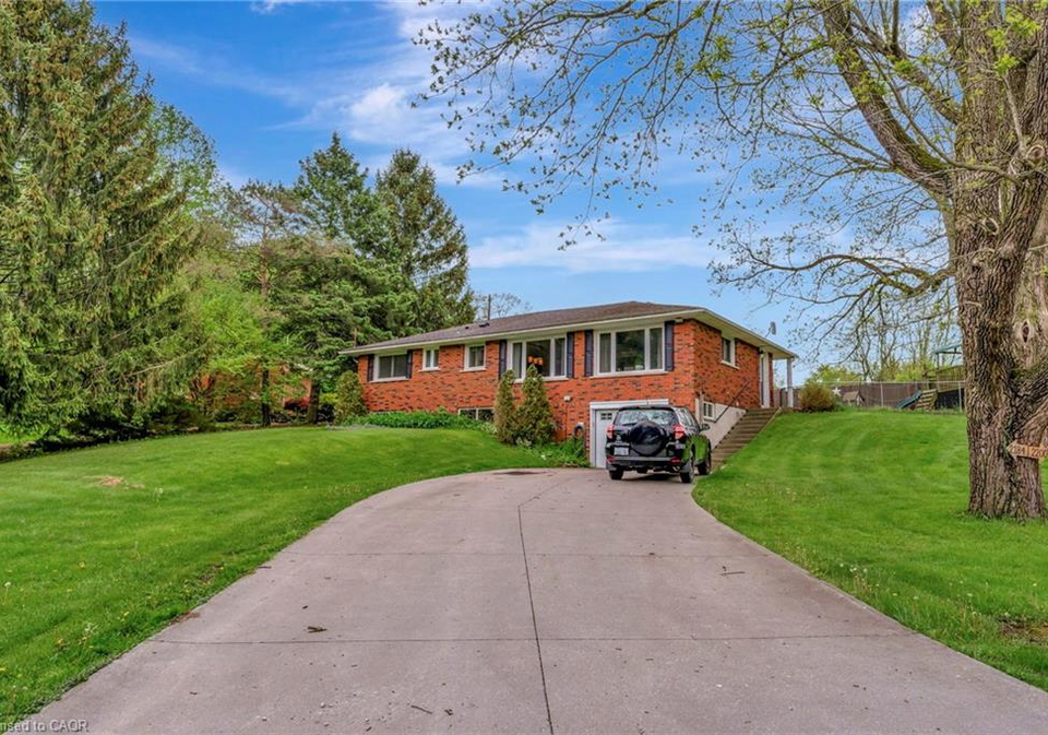 2184-governors-road-ancaster-ontario-40758622