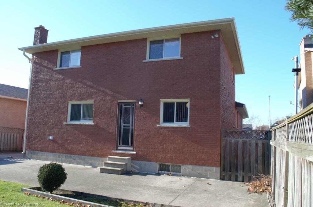 30-hearthside-crescent-stoney-creek-ontario-40758634