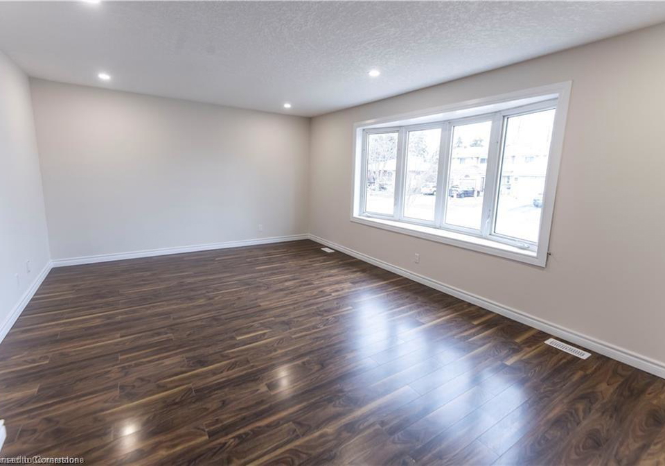 53-obermeyer-drive-kitchener-ontario-40758811
