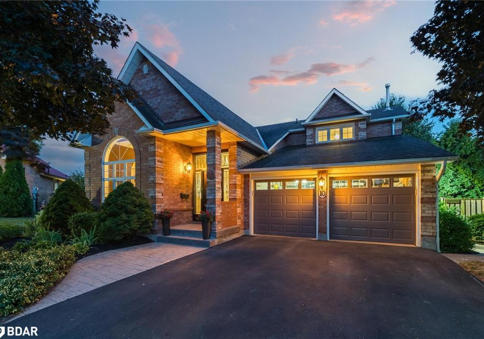 10-janet-court-georgetown-ontario-40758846