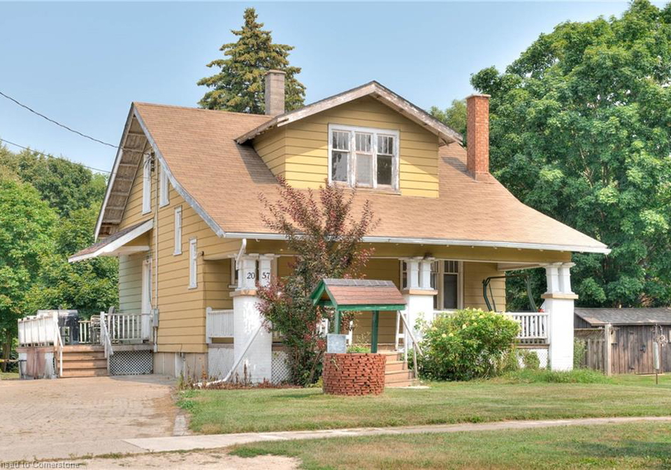 2057-martin-street-gorrie-ontario-40758883