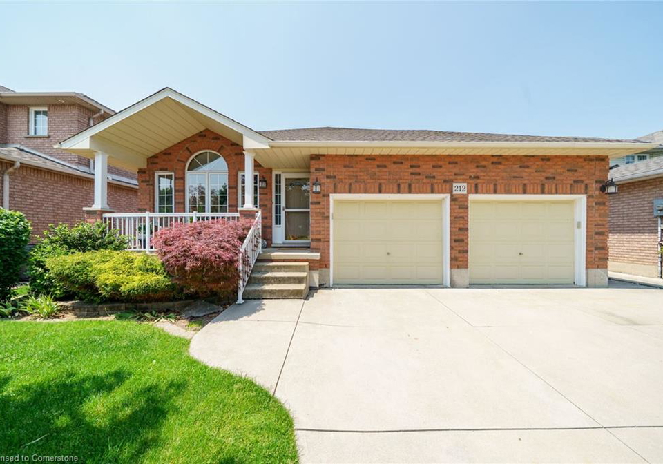 212-alderlea-avenue-glanbrook-ontario-40758896