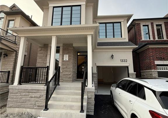 1332-garthdale-street-pickering-ontario-40758947